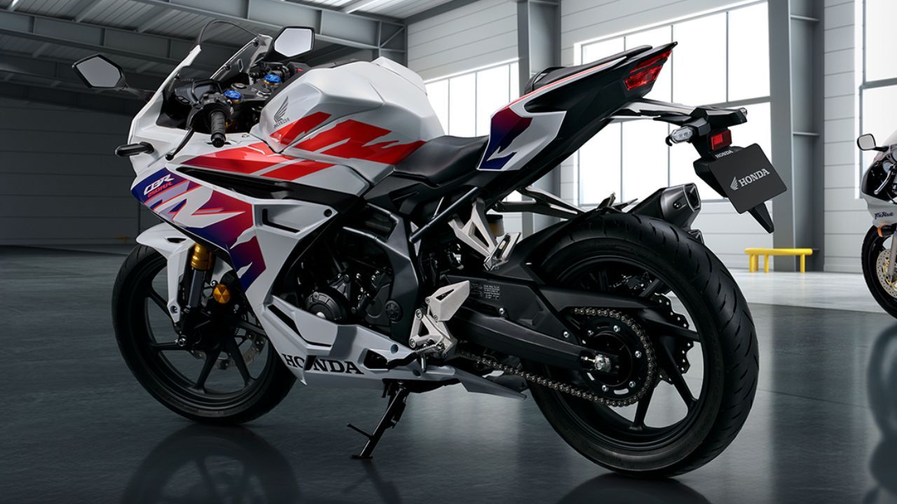 Honda CBR250R 2025 Launched: Smoother Engine, Sporty Design & Beginner-Friendly Power Revealed