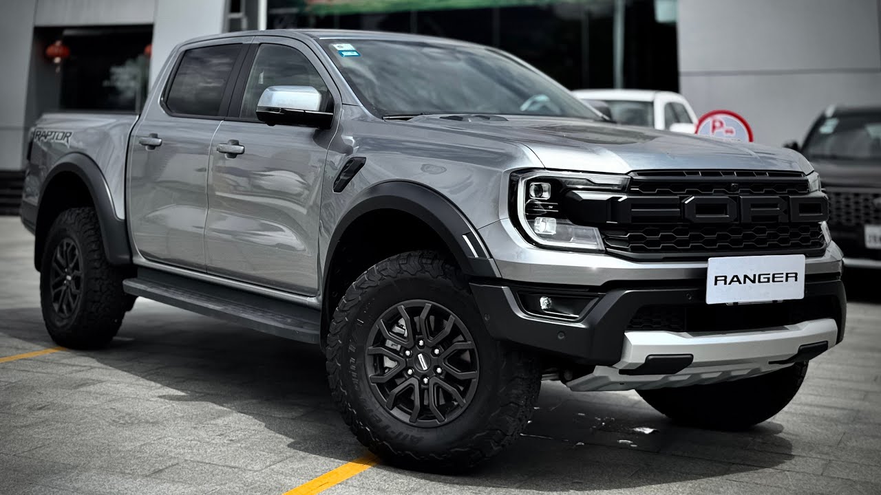 2025 Ford Ranger Raptor Breaks All Limits with 405HP V6 and Extreme Off-Road Power