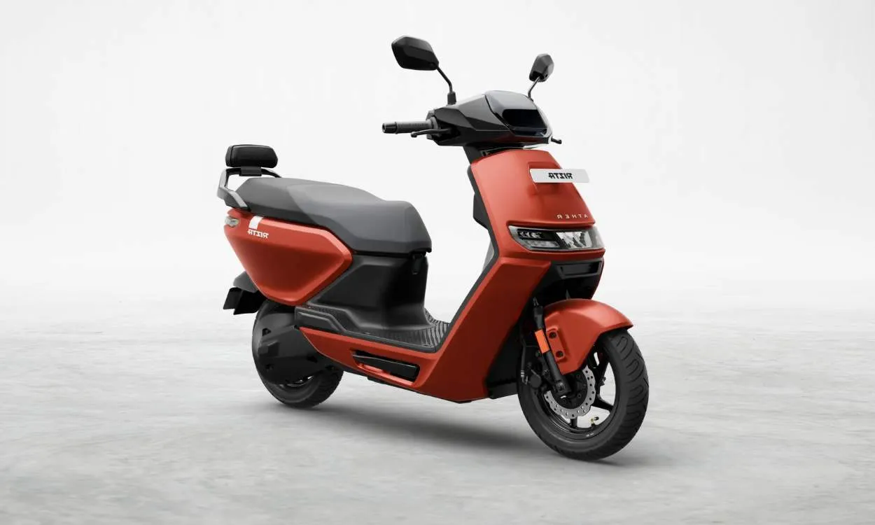 Ather Rizta Launched for Indian Families: 123Km Range, Safe Ride & ₹2,999 EMI Makes It a Perfect Petrol Replacement