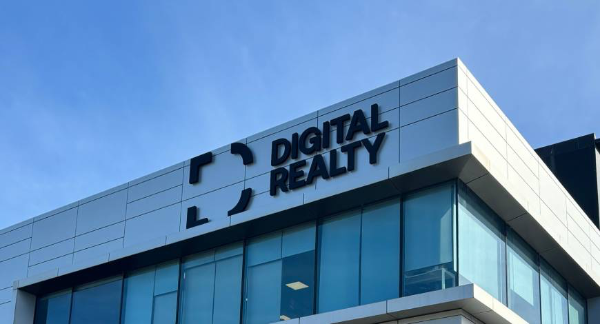 Digital Realty AI से डेटा सेंटर की निगरानी