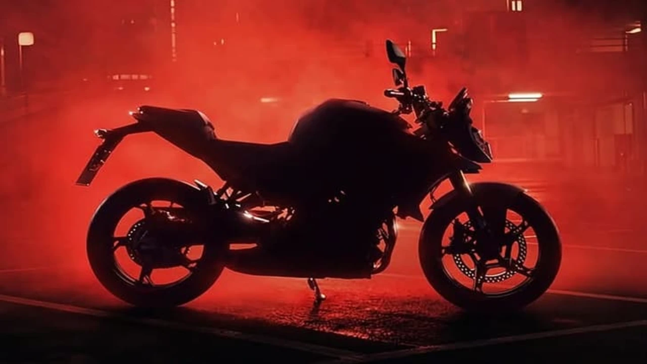 BMW F 450 R new roadster motorcycle teaser