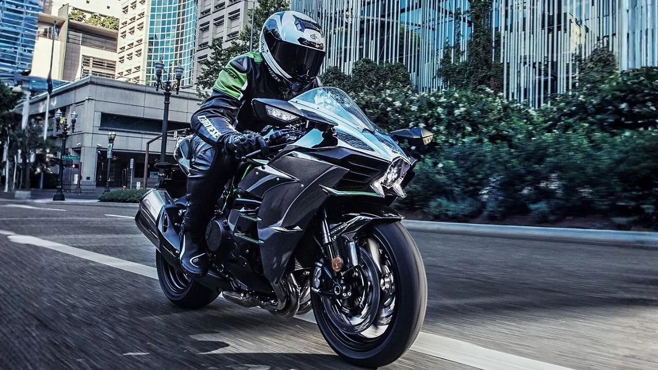 Kawasaki Ninja H2 new 2027 model global launch and India launch